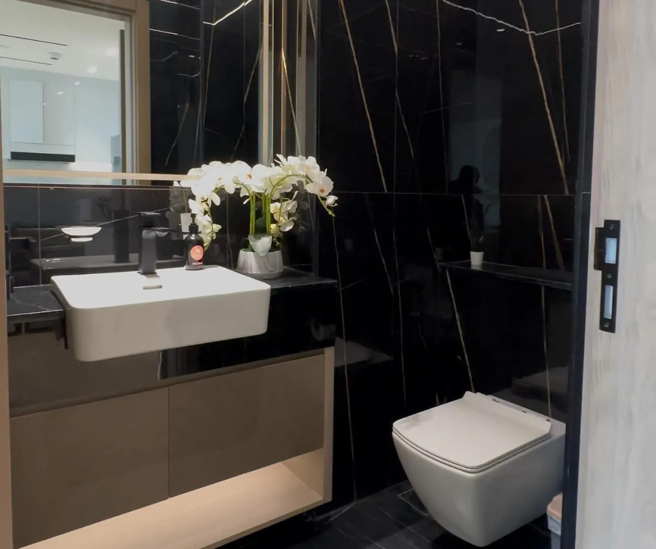 Easygo-Serene 1Bdr With Terrace Binghatti Corner Jvc Dubai 0*,