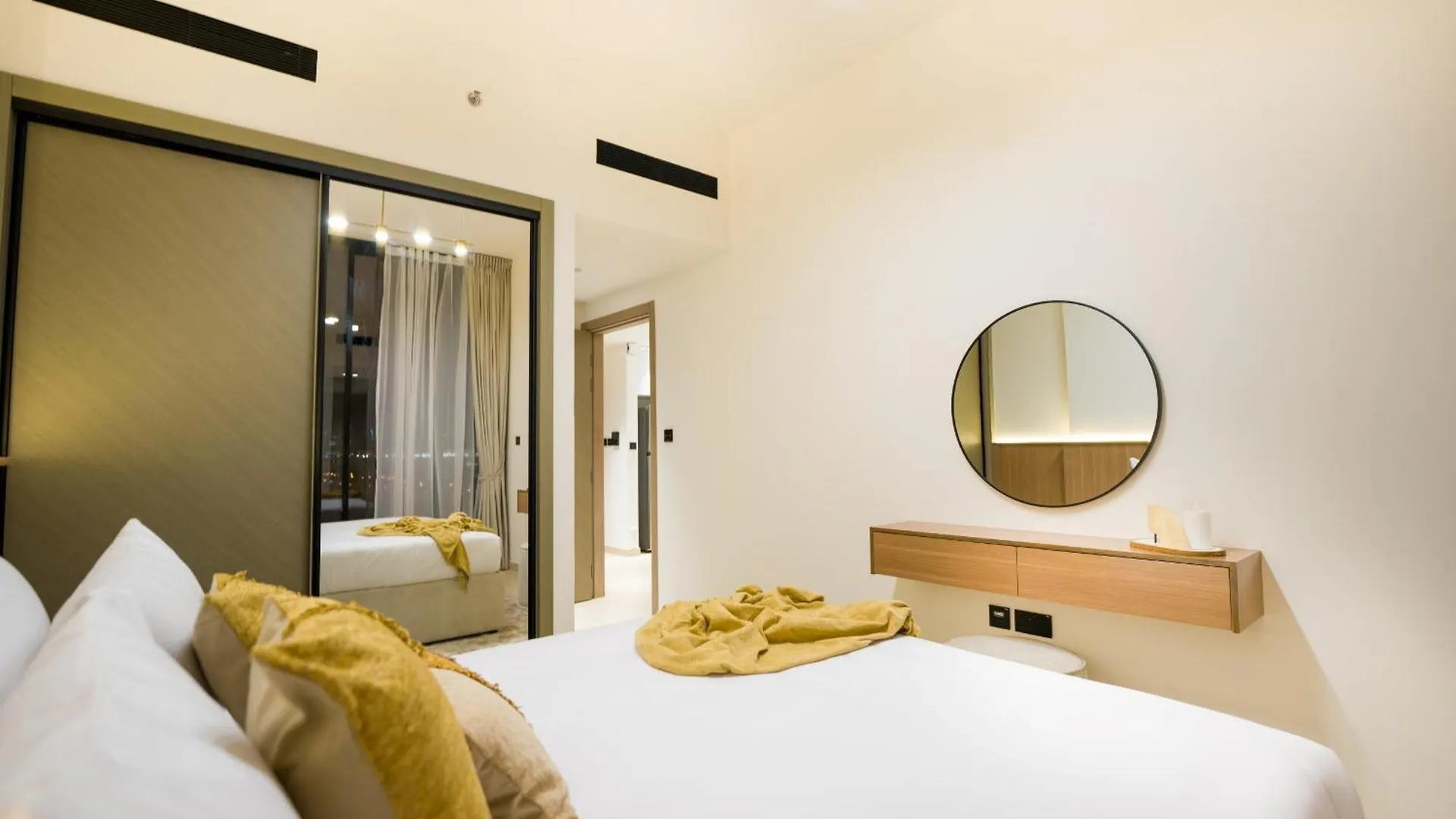 Easygo-Serene 1Bdr With Terrace Binghatti Corner Jvc Dubai
